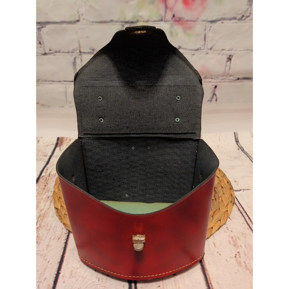 Vintage Kodak Instamatic Camera 104 With Bag And Accessories Not Tested - Picture 15 of 16